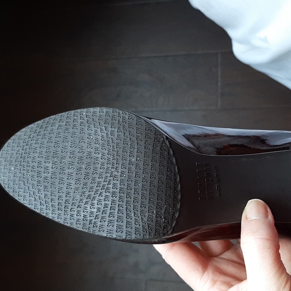 Stuart Weitzman Leopard Patent Pumps - Picture 7 of 11